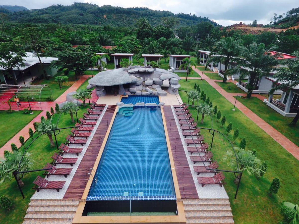Khaolak Mountain View Hotell Khao Lak Exteriör bild