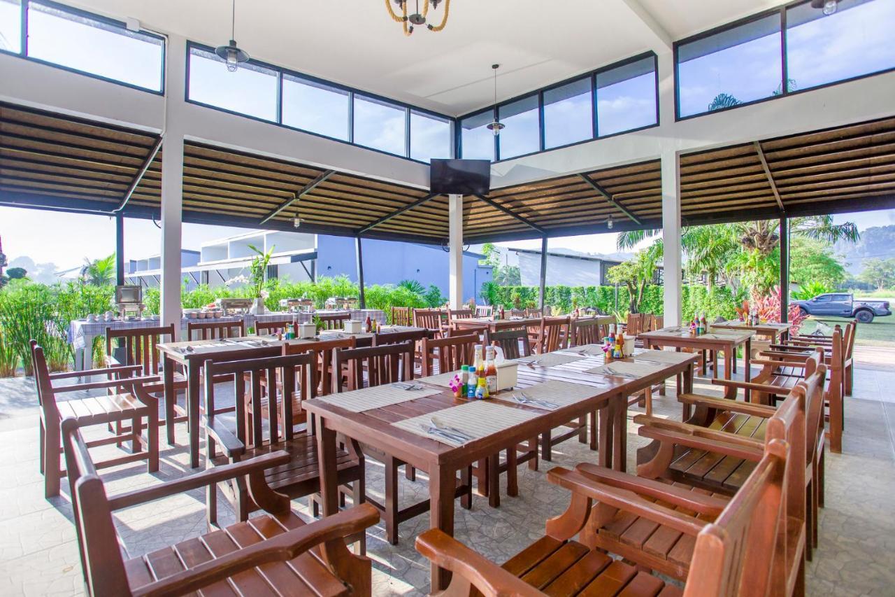 Khaolak Mountain View Hotell Khao Lak Exteriör bild